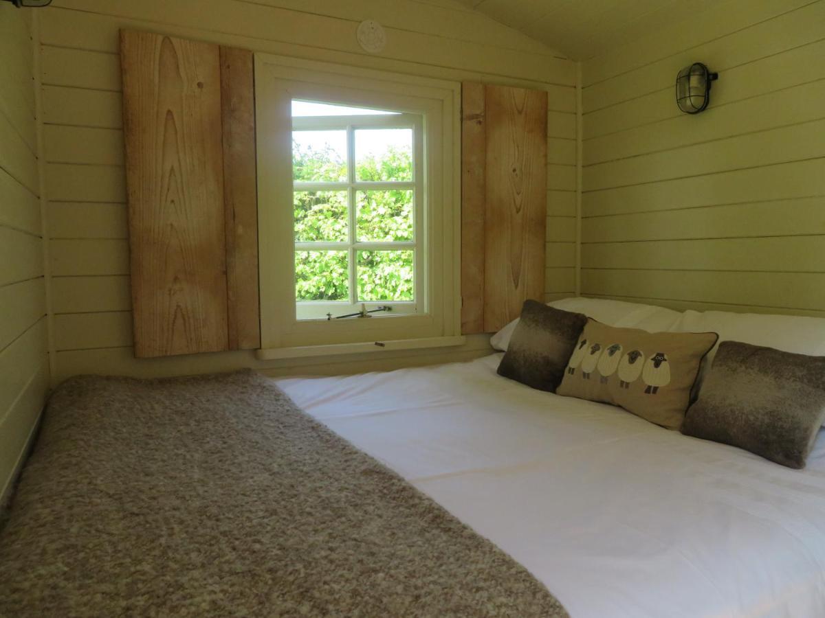 Wilderness B&B 3 Self Contained Rooms Nr Sissinghurst Headcorn エクステリア 写真