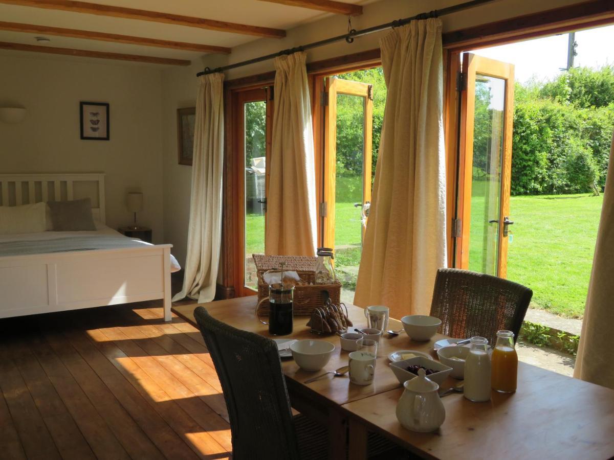 Wilderness B&B 3 Self Contained Rooms Nr Sissinghurst Headcorn エクステリア 写真